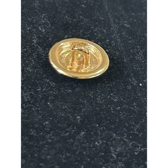 St John Vtg Goldtone Buttons, Beige Background. Six 1 In.; Six 3/4 In. Label Inc - Picture 6 of 10